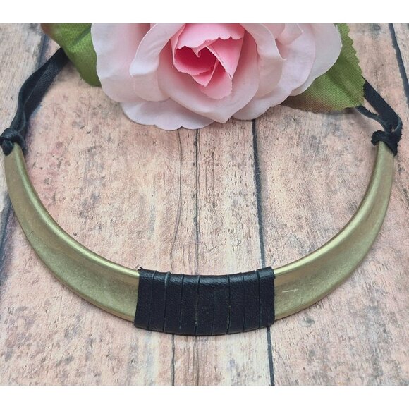 Brushed Gold Tone & Black Faux Leather Structured Collar Choker Necklace 18" - Picture 1 of 9